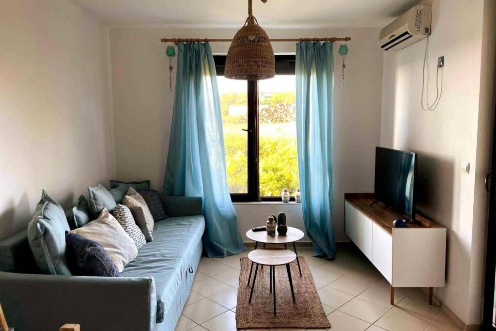 סינמורץ Seaview Dreamy Apartment With A Pool And Garden מראה חיצוני תמונה
